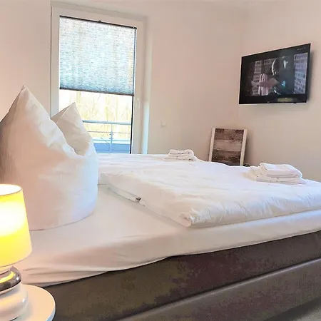 Bernstein Mare Rose Penthouse 1 *